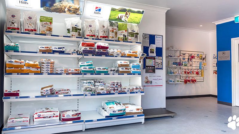 Team and facilities at Normanhurst Vet